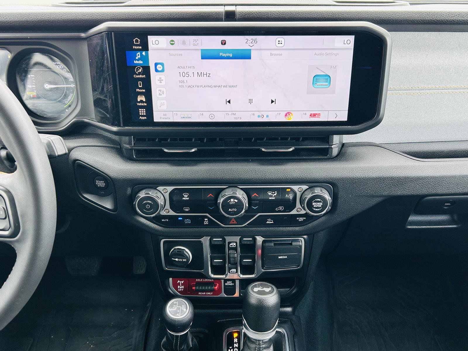 Used 2024 Jeep Wrangler Willys image 16