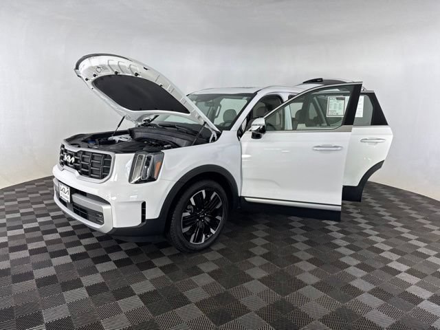 Certified 2025 Kia Telluride SX FWD image 11