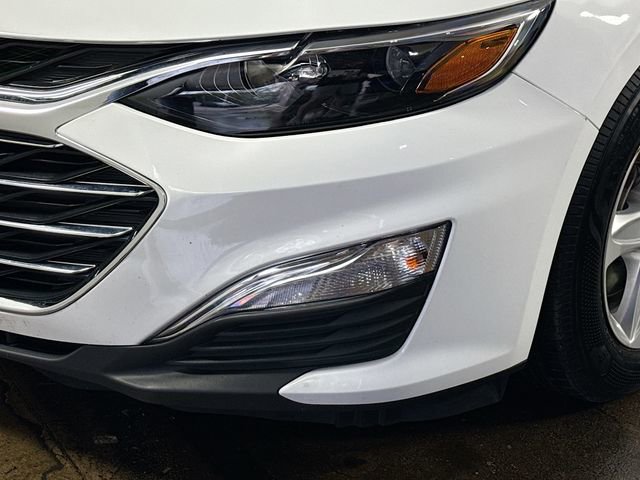 Used 2022 Chevrolet Malibu LS FWD image 15