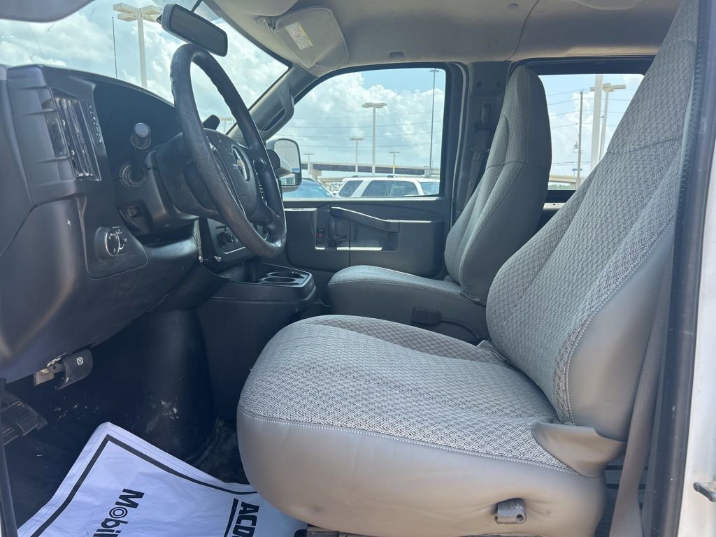 Used 2016 Chevrolet Express 2500 LS image 11
