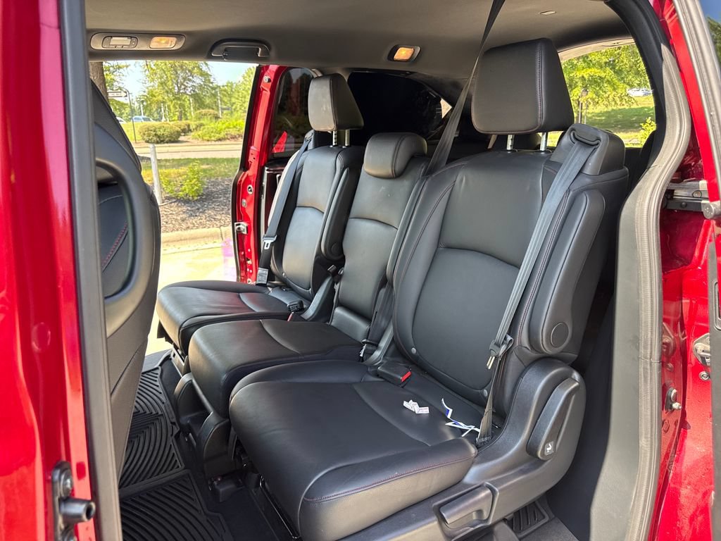 Used 2023 Honda Odyssey Sport image 32