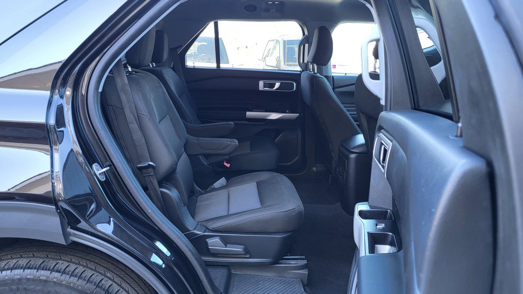 Used 2022 Ford Explorer XLT image 24