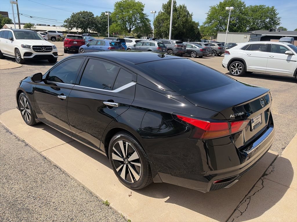 Used 2020 Nissan Altima 2.5 SL FWD image 6