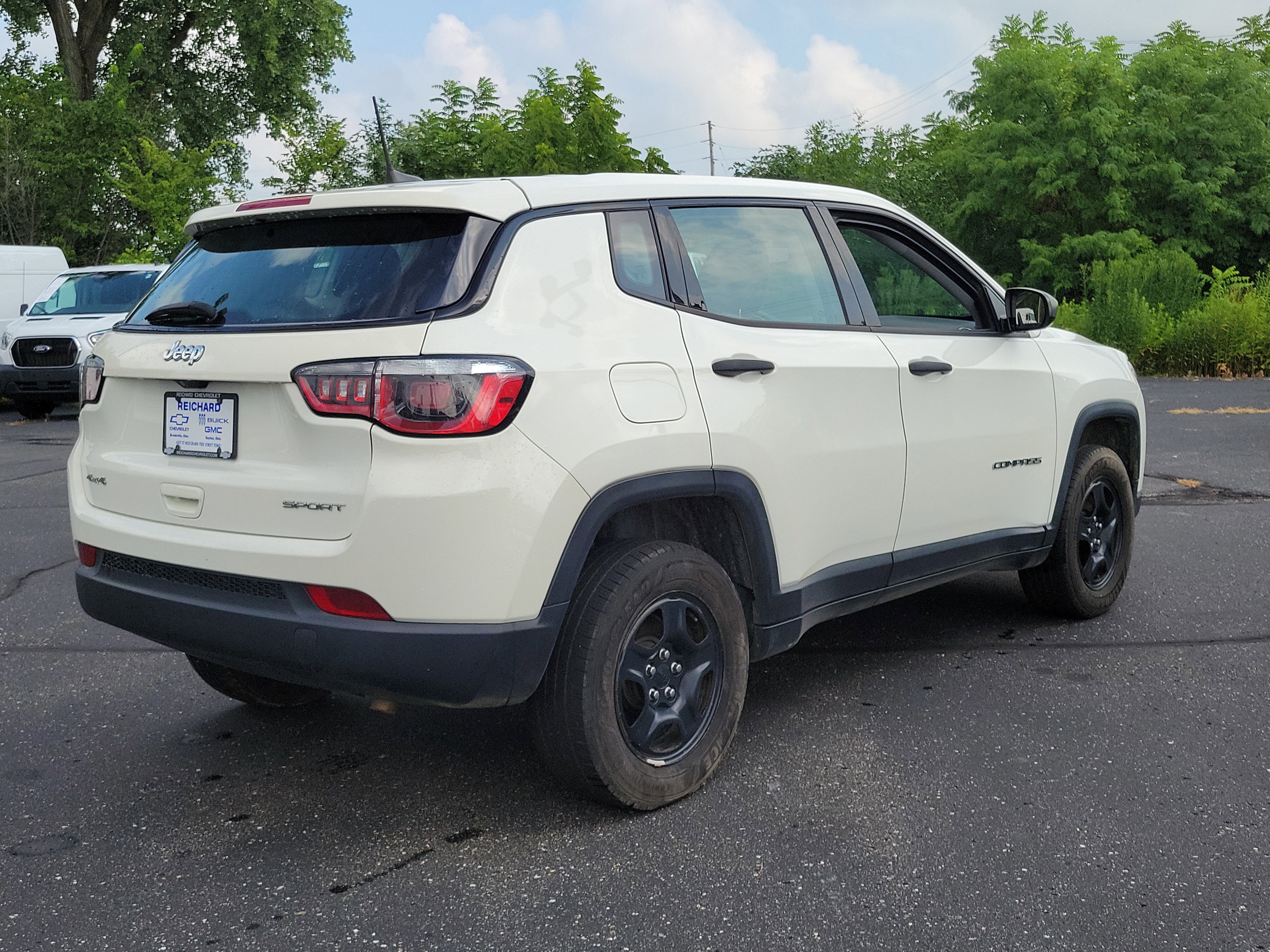 Used 2019 Jeep Compass Sport image 4