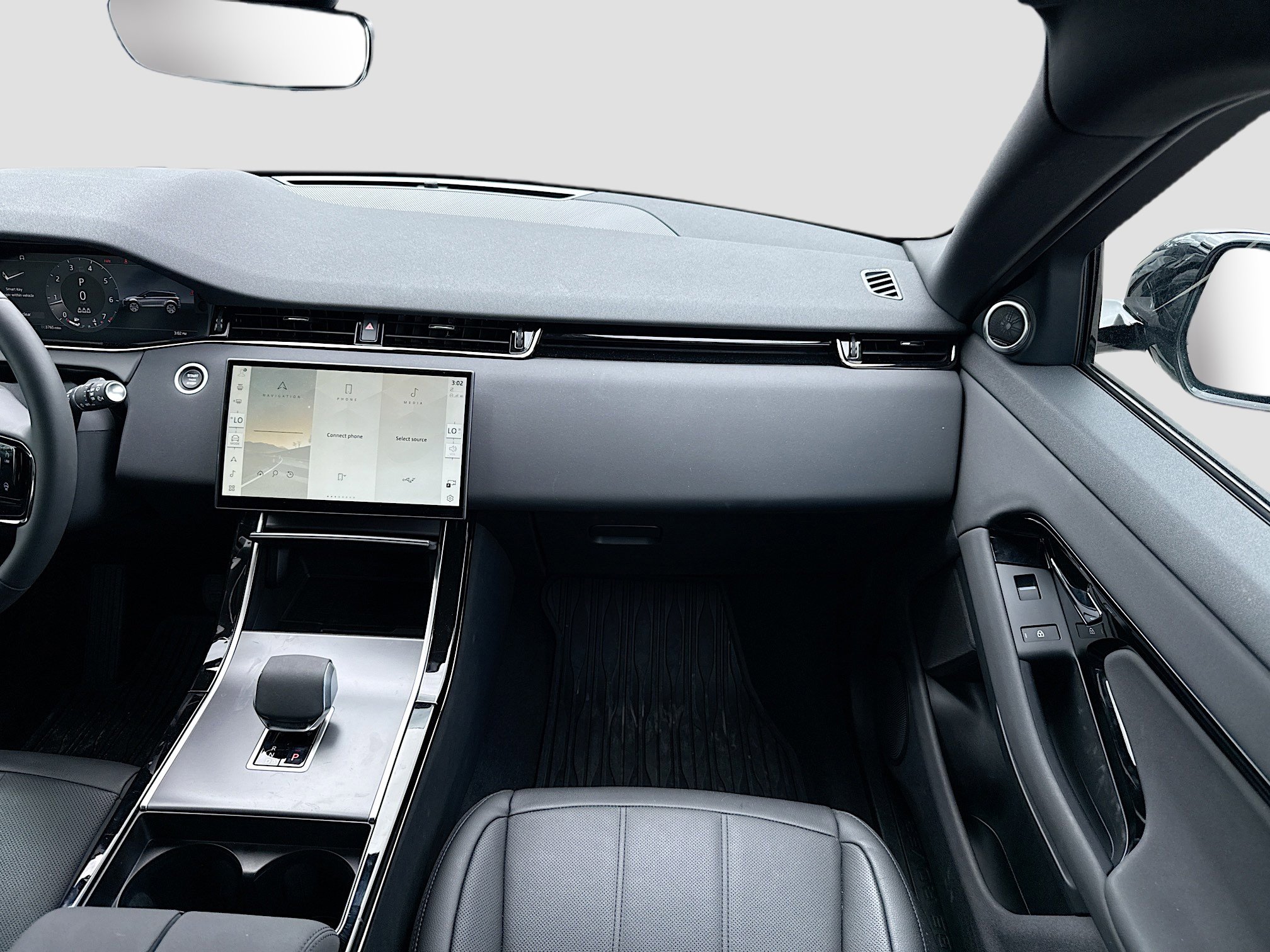 Used 2026 Land Rover Range Rover Evoque S image 18