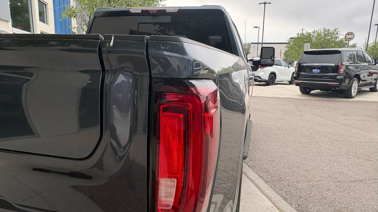 Used 2020 GMC Sierra 1500 AT4 w/ AT4 Premium Package AWD/4WD image 8