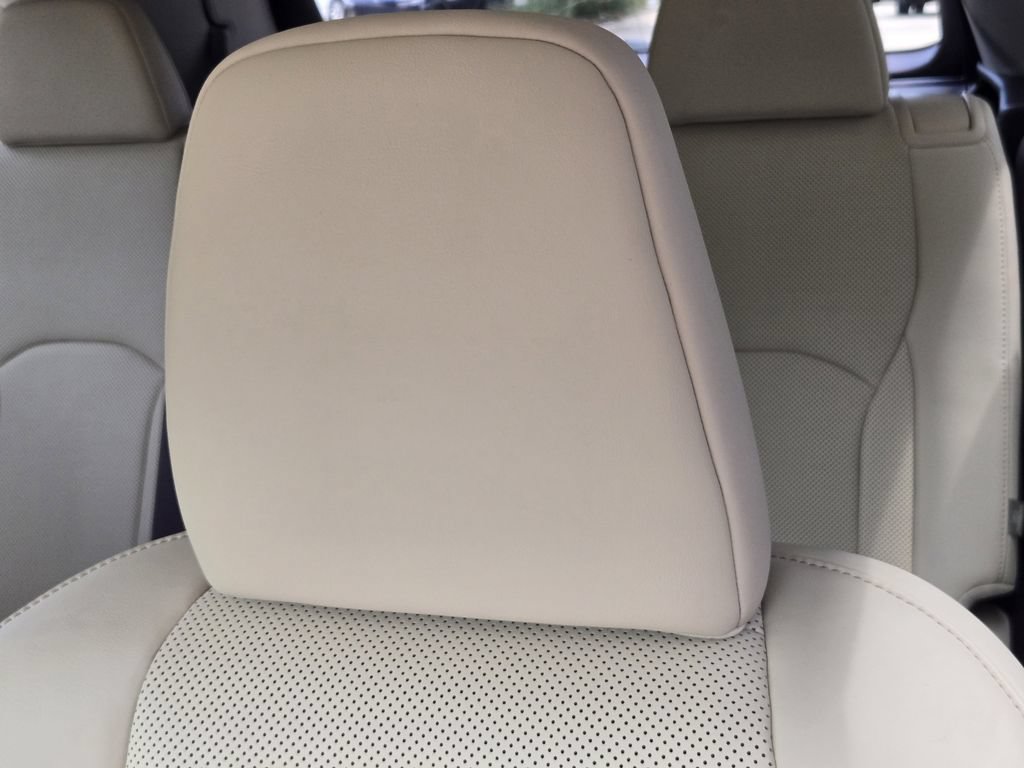 Used 2020 Lexus RX 350L Premium w/ Premium Package AWD/4WD image 16