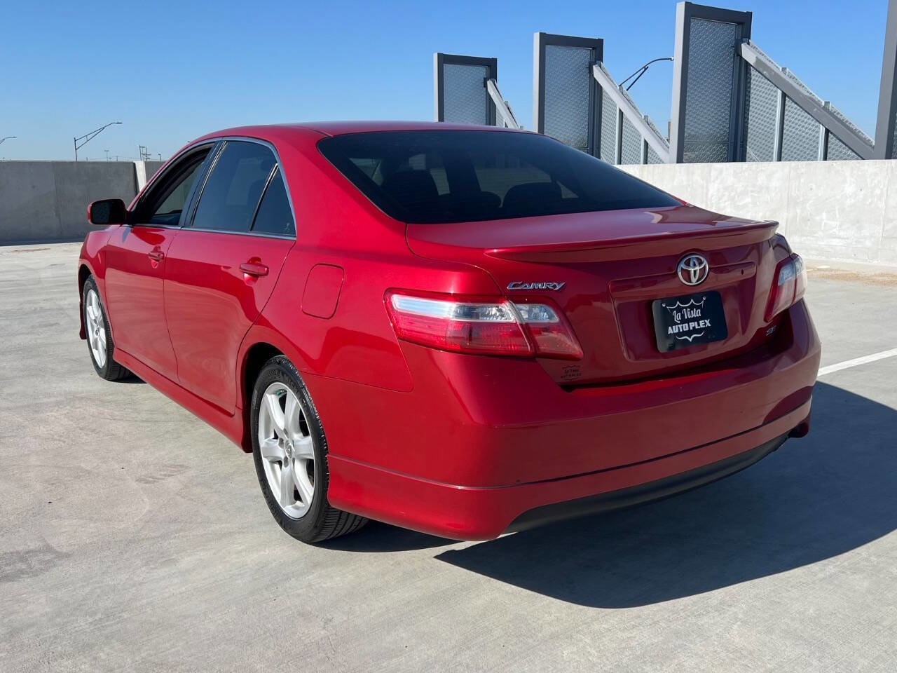 Used 2009 Toyota Camry SE FWD image 7