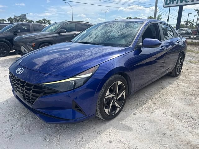 Used 2023 Hyundai Elantra SEL w/ Convenience Package FWD image 1