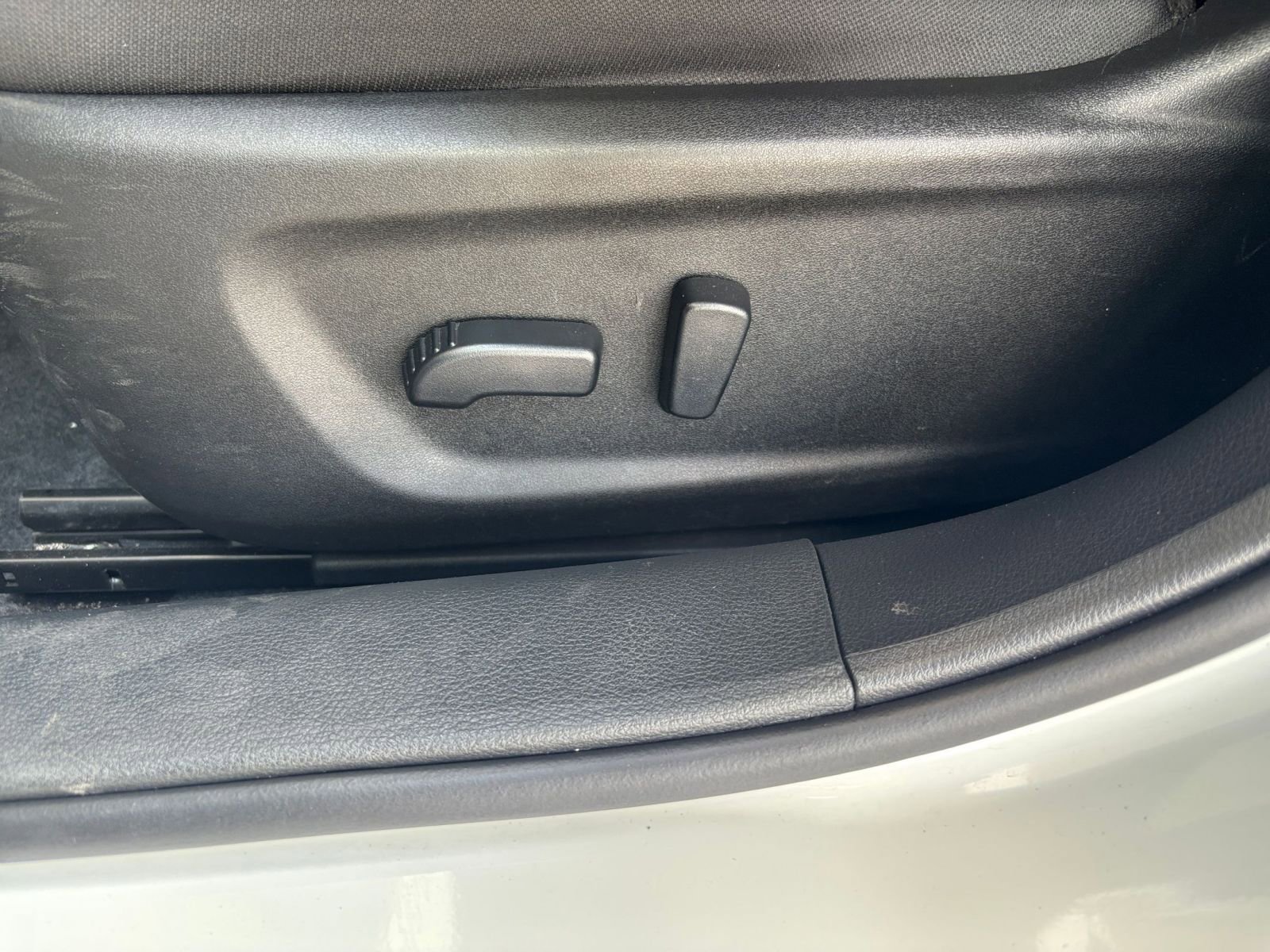 Used 2025 Nissan Altima 2.5 SV FWD image 22