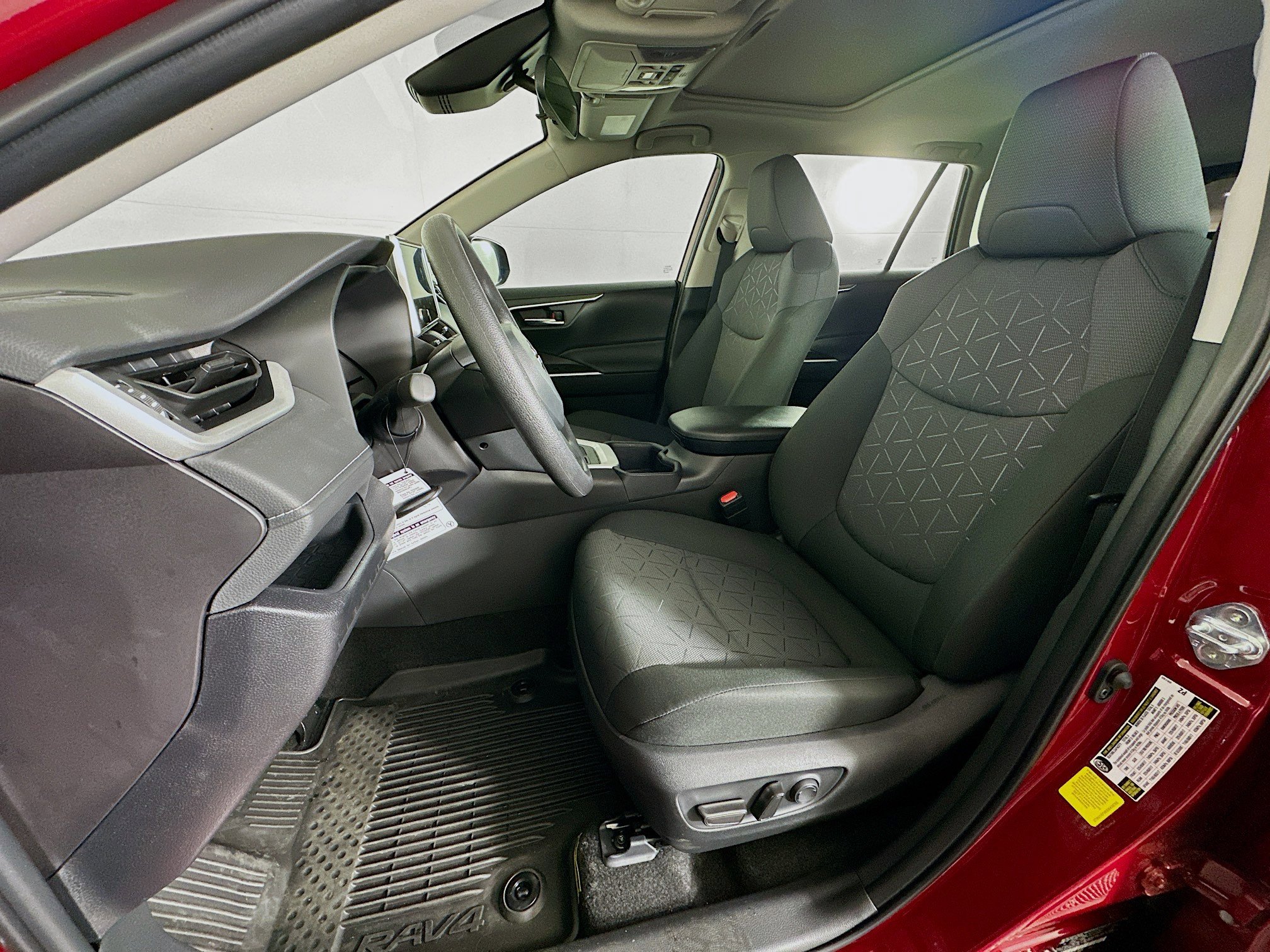Used 2025 Toyota RAV4 XLE w/ Convenience Package FWD image 13