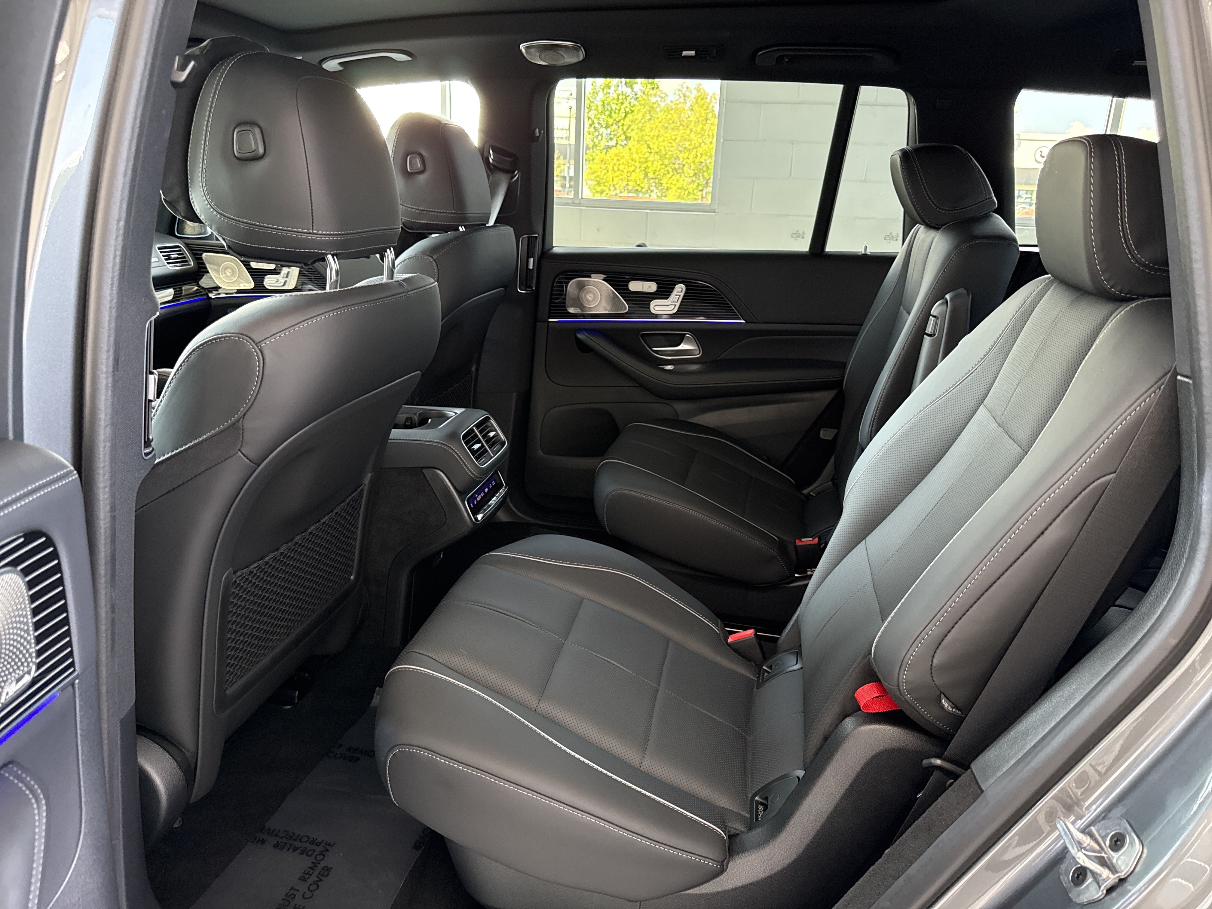 Certified 2025 Mercedes-Benz GLS 450 4MATIC image 51
