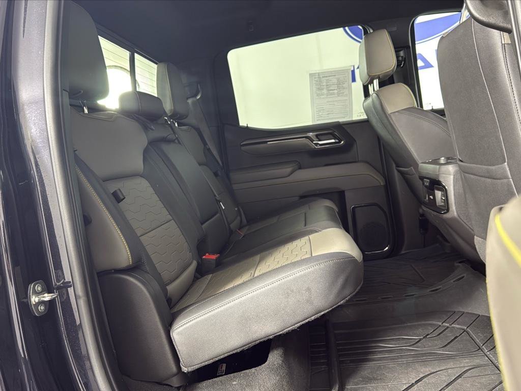 Used 2024 Chevrolet Silverado 1500 ZR2 image 15