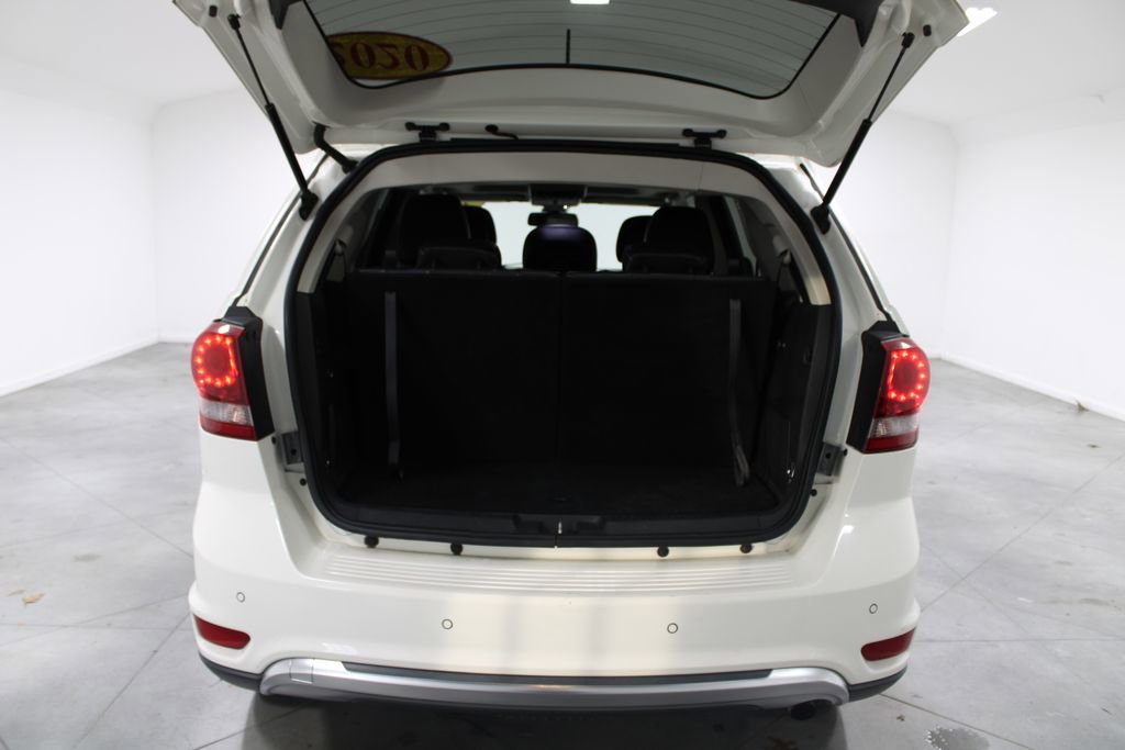 Used 2020 Dodge Journey Crossroad image 13