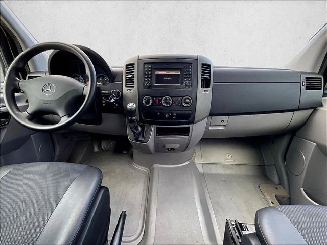 Used 2016 Mercedes-Benz Sprinter 2500 image 15