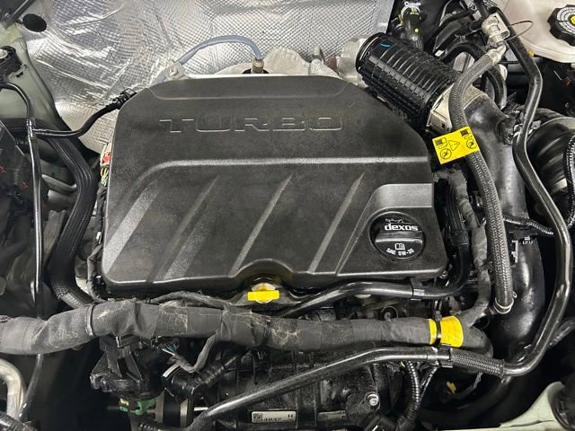 Used 2024 Chevrolet Trax RS image 10