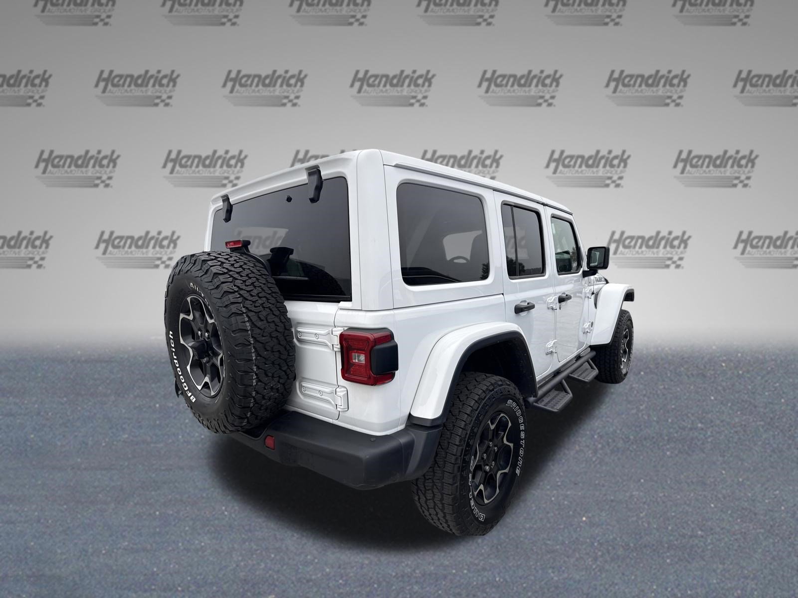 Used 2022 Jeep Wrangler Unlimited Rubicon 4xe w/ Steel Bumper Group image 16