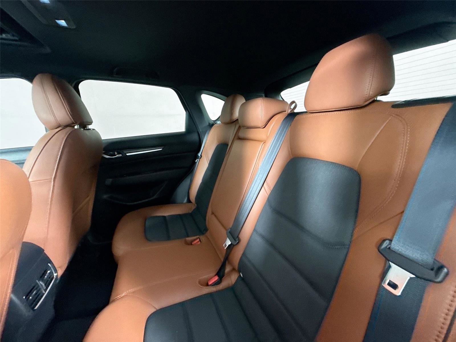 Certified 2024 MAZDA CX-5 Carbon Edition image 31