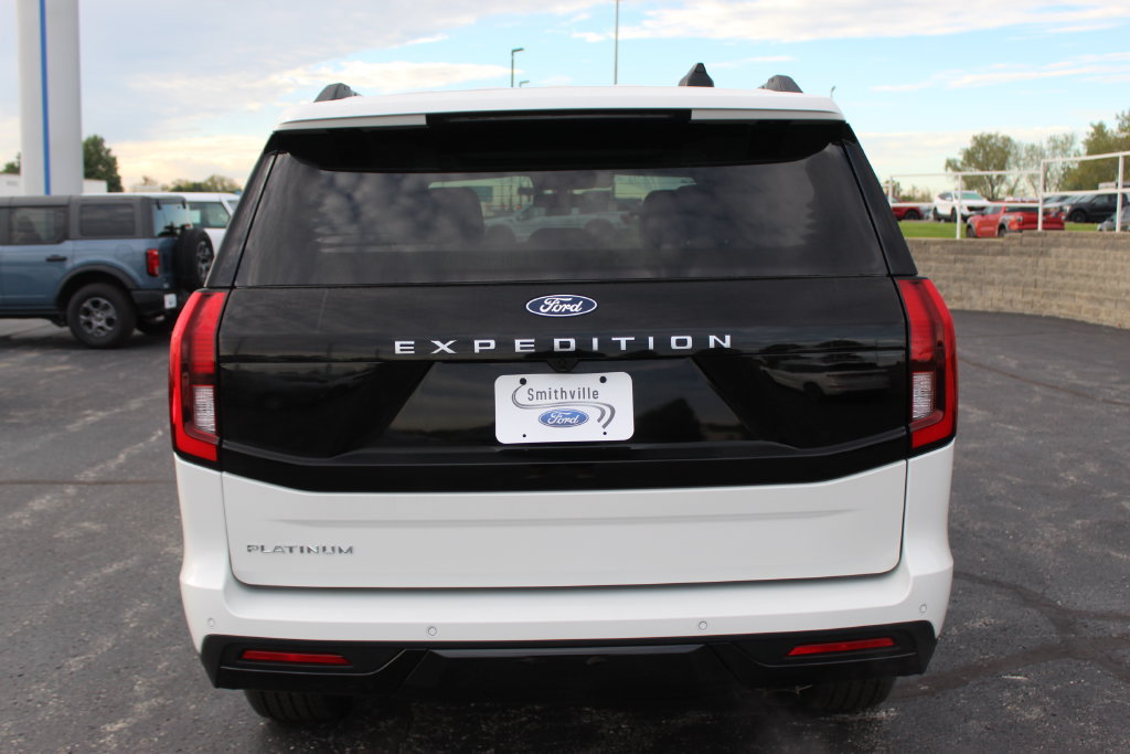 New 2027 Ford Expedition Platinum w/ Driver's Package AWD/4WD image 4