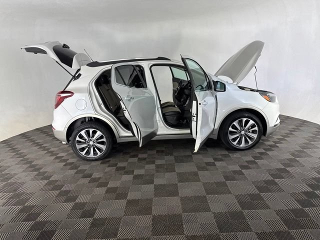 Used 2022 Buick Encore Preferred w/ Safety Package II AWD/4WD image 15