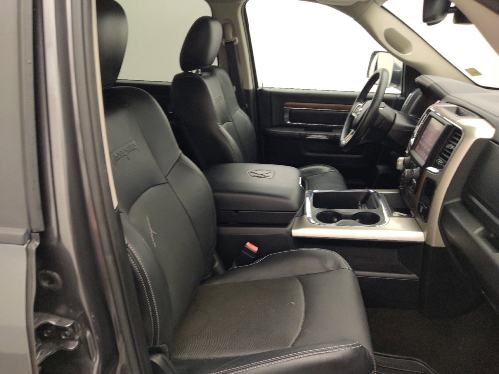Used 2016 RAM 1500 Laramie w/ Convenience Group AWD/4WD image 21