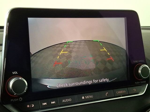 Used 2020 Nissan Sentra SV image 4