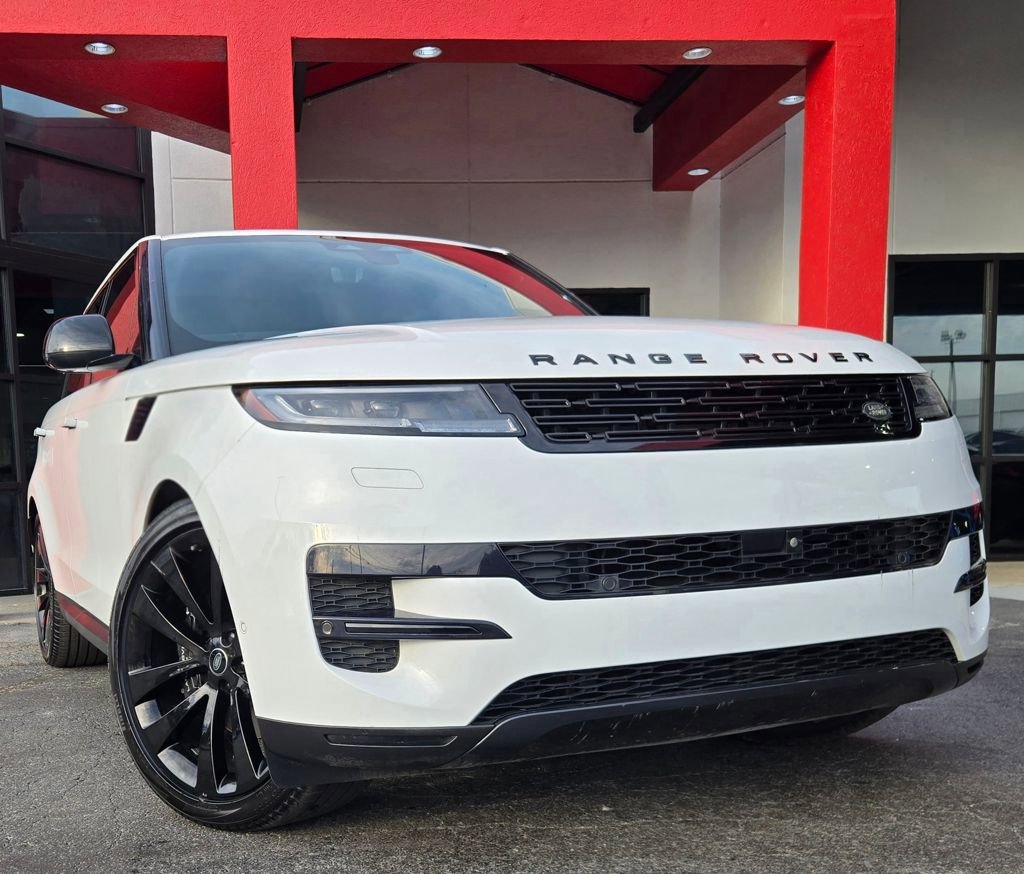 Used 2023 Land Rover Range Rover Sport SE AWD/4WD image 11