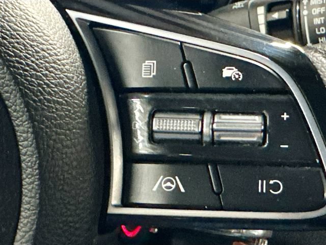 Used 2023 Kia Forte LXS w/ LXS Technology Package FWD image 10