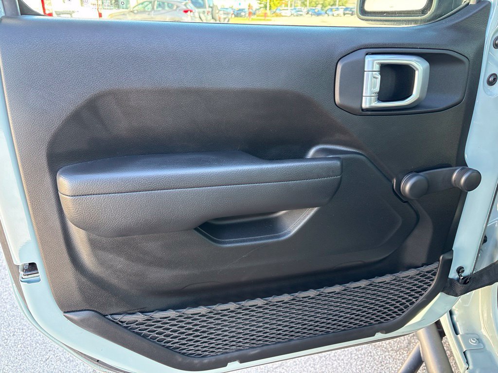 Used 2024 Jeep Wrangler Unlimited Sport AWD/4WD image 11