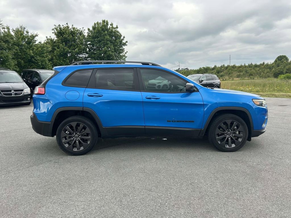 Used 2021 Jeep Cherokee Latitude Lux 80th Anniv w/ Quick Order Package 26U 80TH FWD image 2