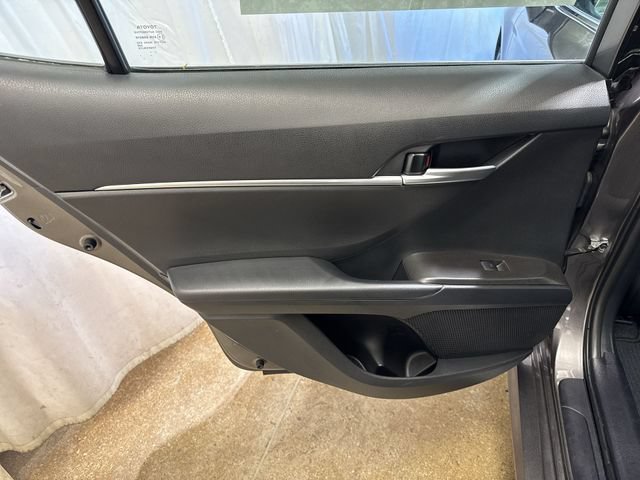 Used 2024 Toyota Camry LE w/ Convenience Package FWD image 22