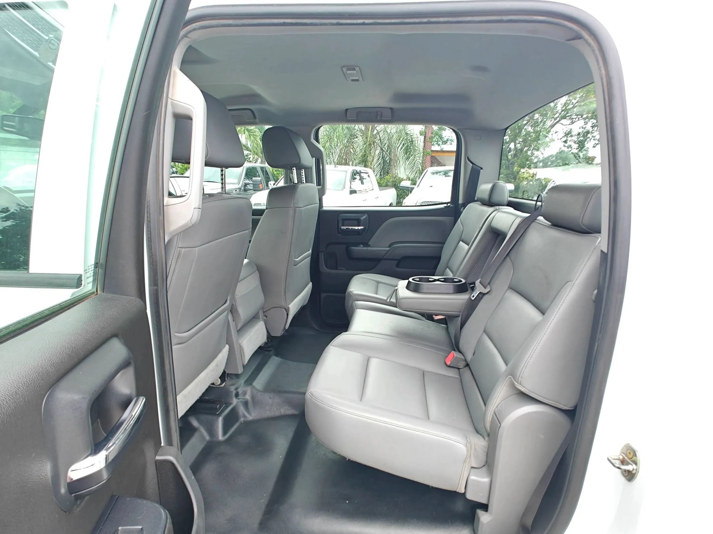 Used 2019 Chevrolet Silverado 2500 W/T AWD/4WD image 14