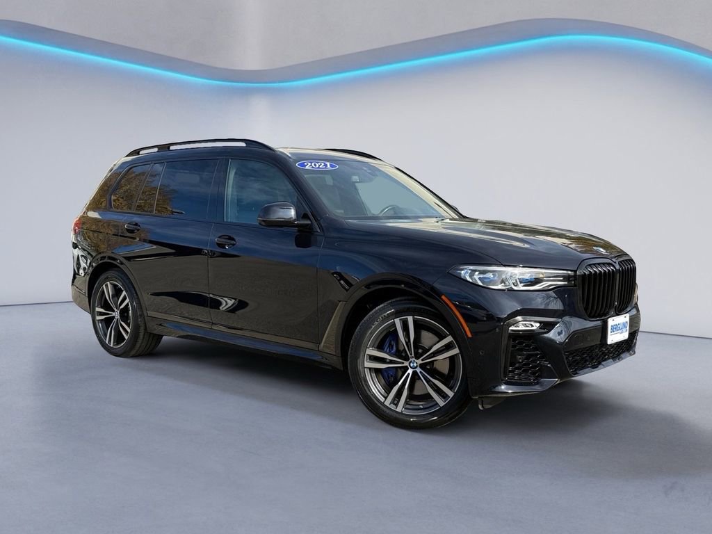 Used 2021 BMW X7 M50i w/ Cold Weather Package image 2