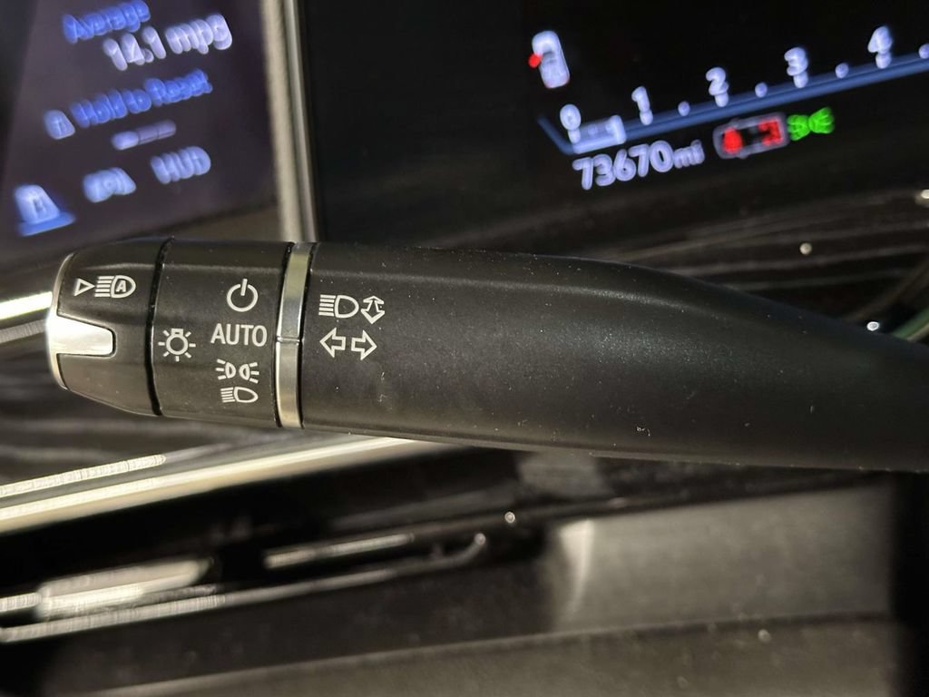 Used 2022 Cadillac Escalade ESV Sport w/ Touring Package AWD/4WD image 34