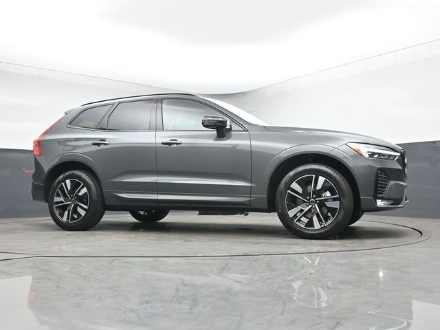 New 2026 Volvo XC60 B5 Core w/ Climate Package image 35