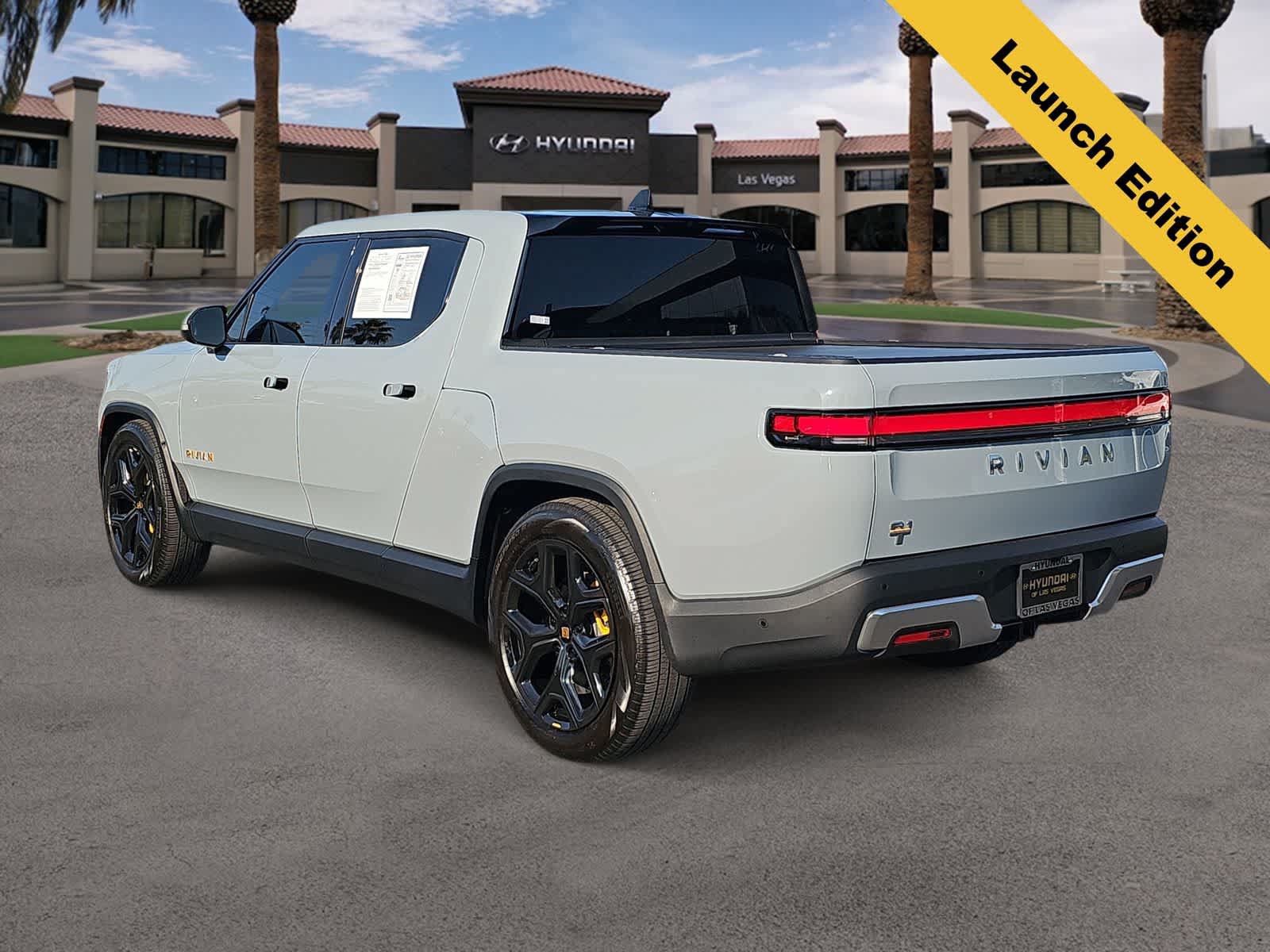 Used 2022 Rivian R1T Launch Edition AWD/4WD image 6