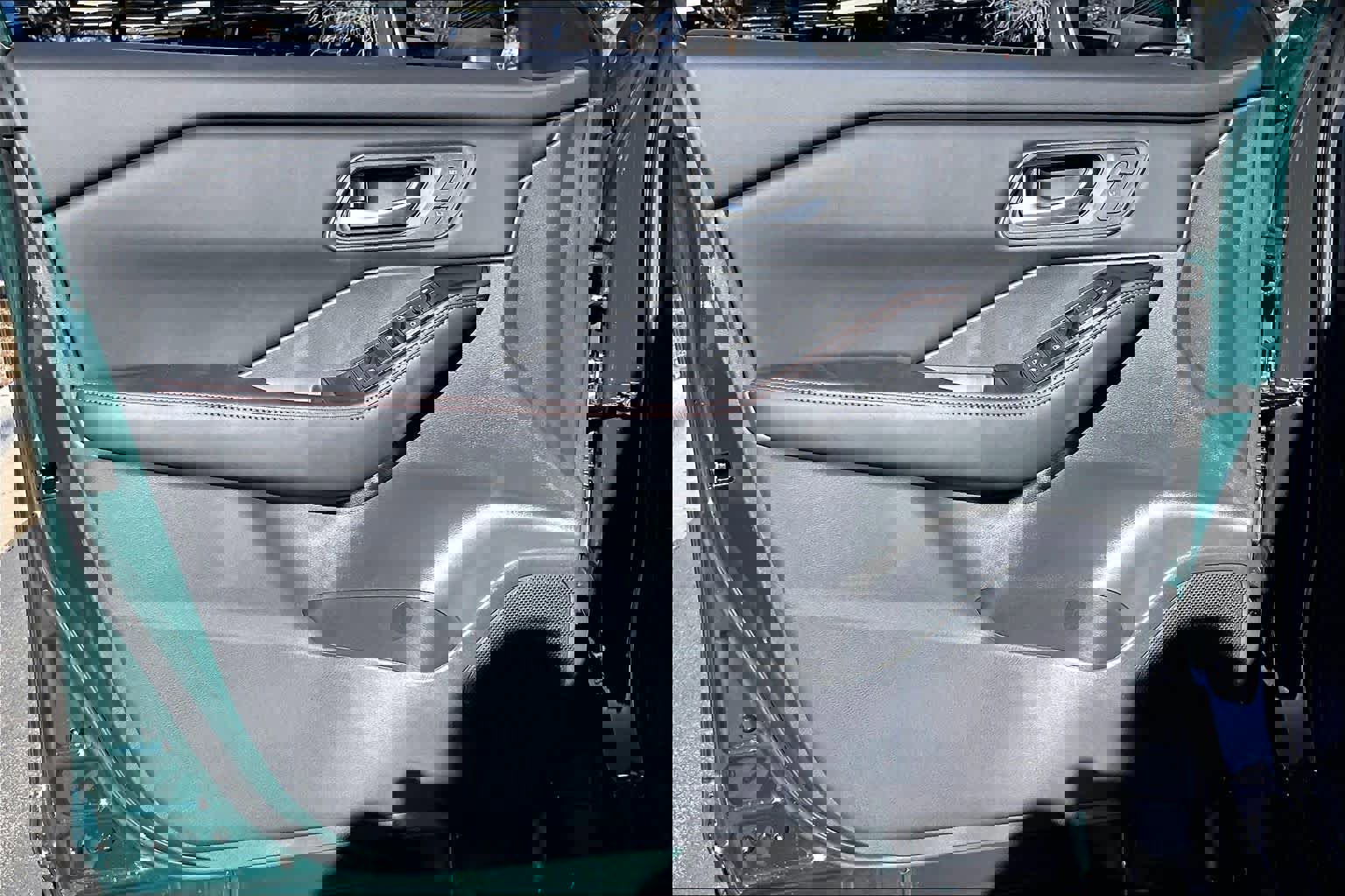 New 2026 Nissan Rogue SV AWD/4WD image 10