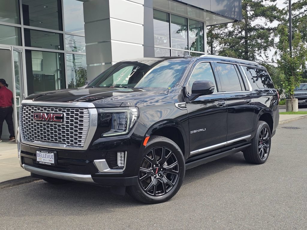 Used 2023 GMC Yukon XL Denali w/ Max Trailering Package AWD/4WD image 1