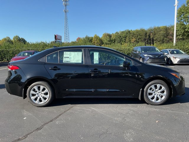 New 2027 Toyota Corolla LE FWD image 5