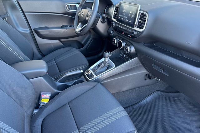 New 2026 Hyundai Venue SEL image 16
