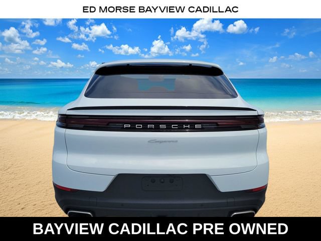 Used 2025 Porsche Cayenne Coupe AWD/4WD image 3