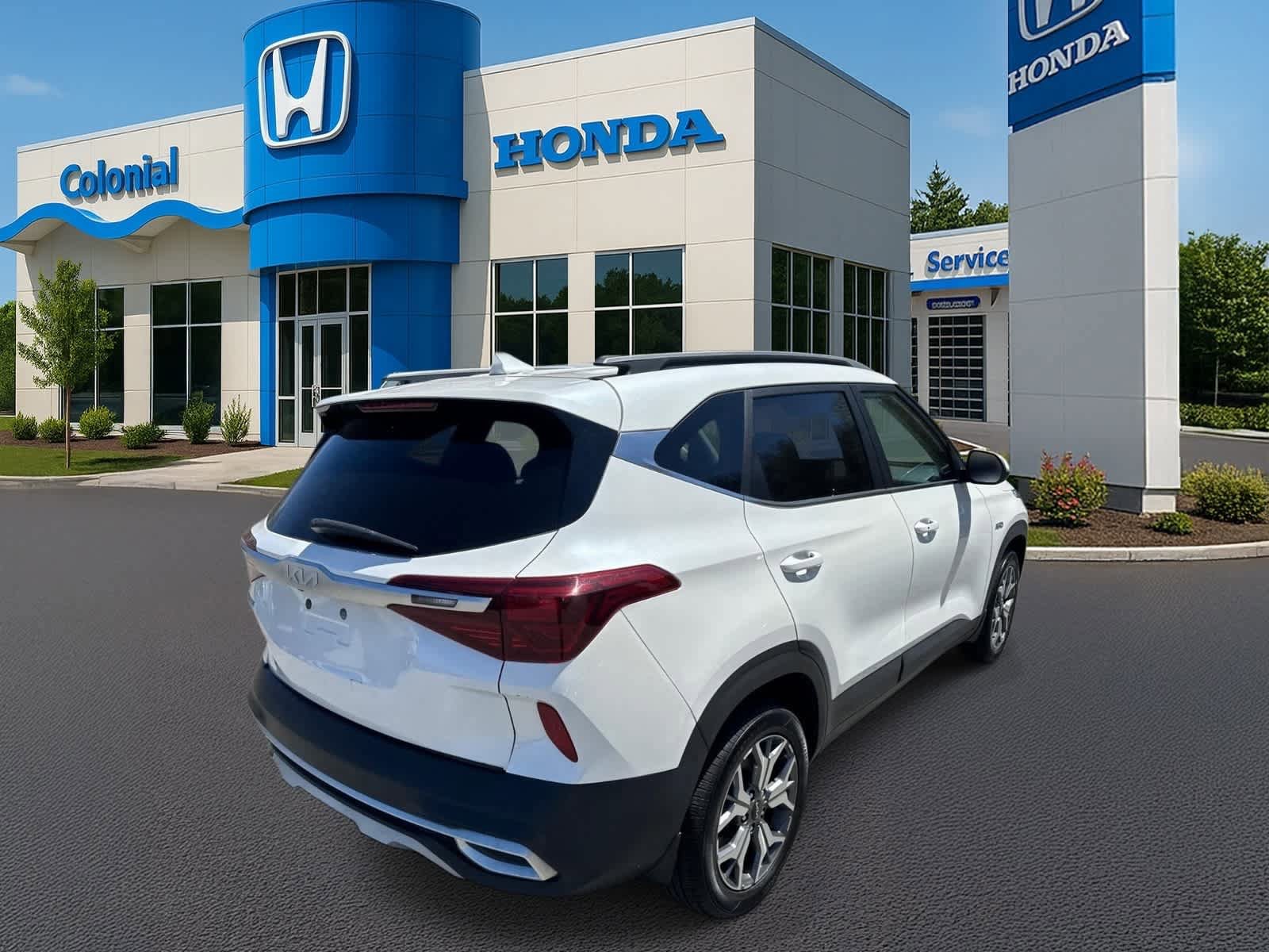 Used 2022 Kia Seltos EX AWD/4WD image 6