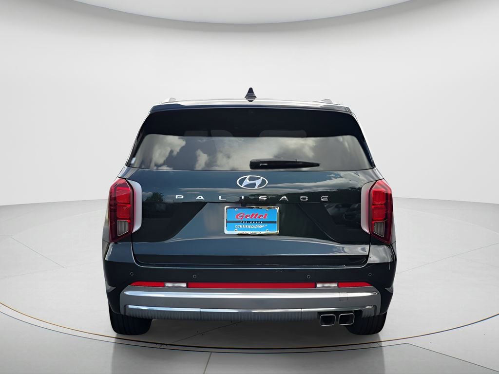 Used 2024 Hyundai Palisade Calligraphy FWD image 4