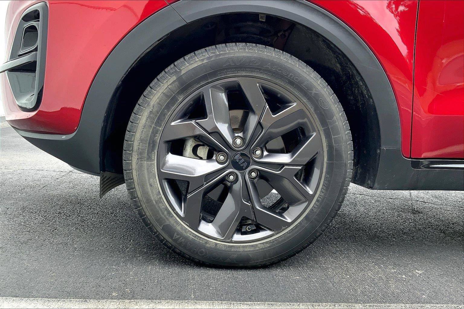 Used 2022 Kia Sportage Nightfall Edition AWD/4WD image 9
