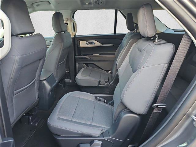 New 2026 Ford Explorer Active RWD image 12
