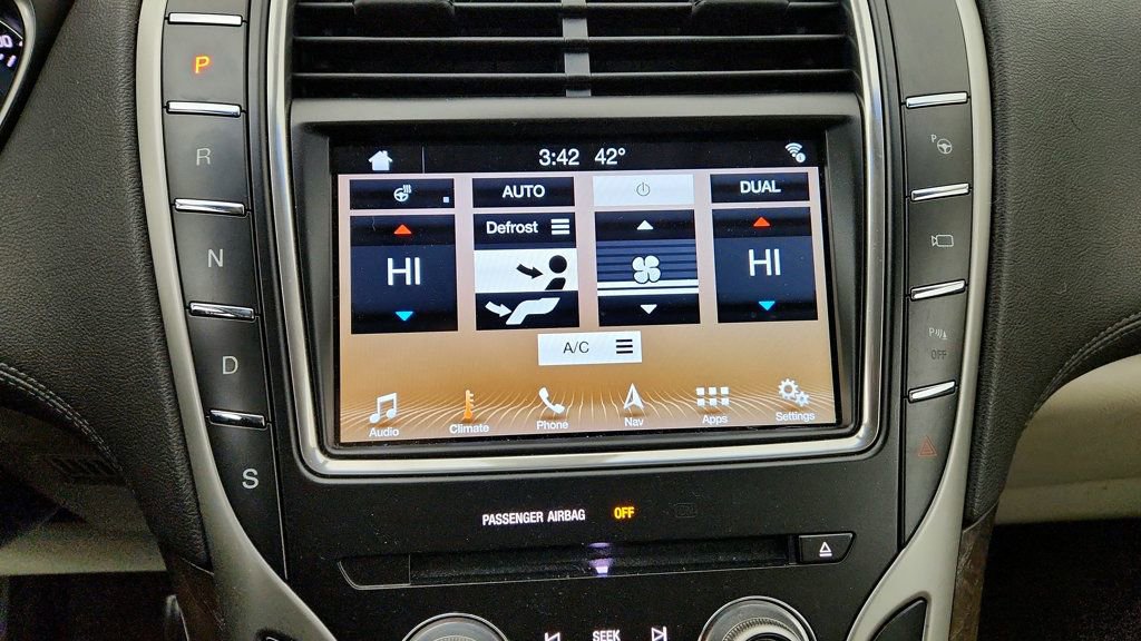 Used 2016 Lincoln MKX Reserve w/ Technology Package image 21