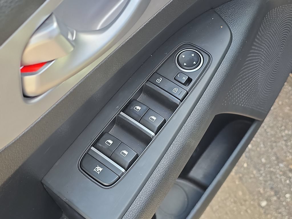 Certified 2023 Kia Forte LXS w/ LXS Technology Package FWD image 9