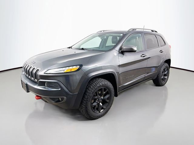 Used 2016 Jeep Cherokee Trailhawk w/ Cold Weather Group image 3