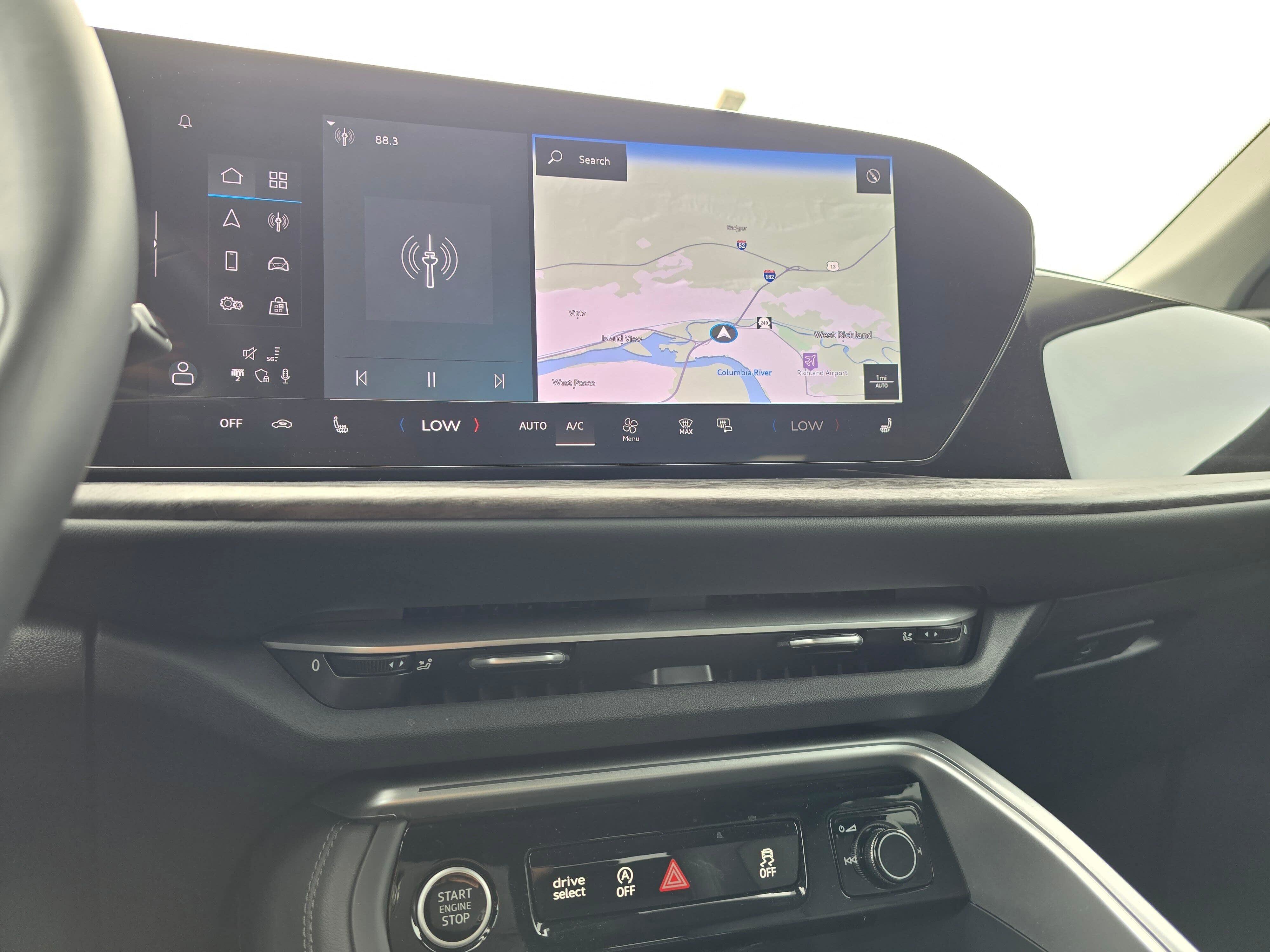 Certified 2025 Audi Q5 Premium w/ Convenience Package image 19