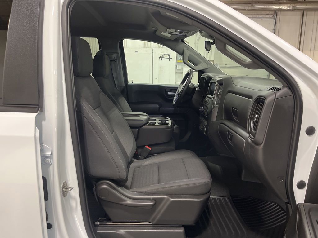 Certified 2022 Chevrolet Silverado 1500 Custom image 29